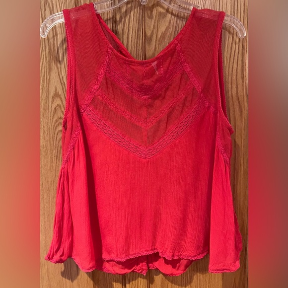 Free People Mesh‎ Lace Inset Button-Back Sleeveless Swing Top in Red Size Medium - Picture 1 of 13